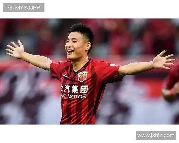 上海足球队以65分稳居挑战赛积分榜首位竞争激烈引人关注