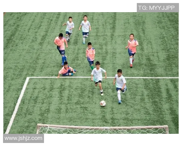 足球明星中谁的家庭背景最贫困揭秘与励志故事分享 足球明星中谁的家庭背景最贫困揭秘与励志故事分享