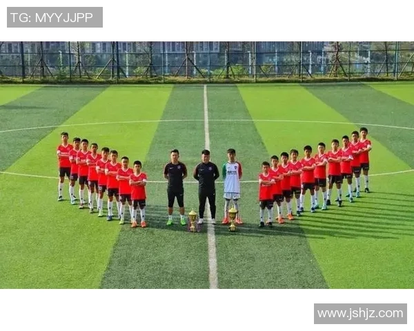 重庆网球队进攻革新之路探索与实践全景解析 重庆网球队进攻革新之路探索与实践全景解析